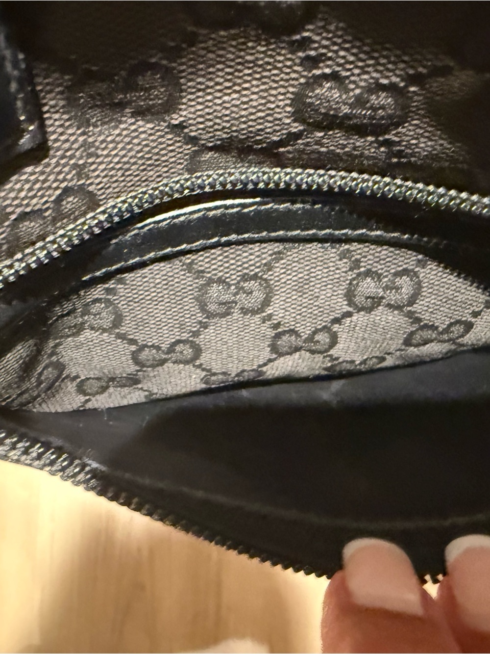 Gucci Black Monogrammed Tote with Front Zip Pocket - Picture 4 of 12